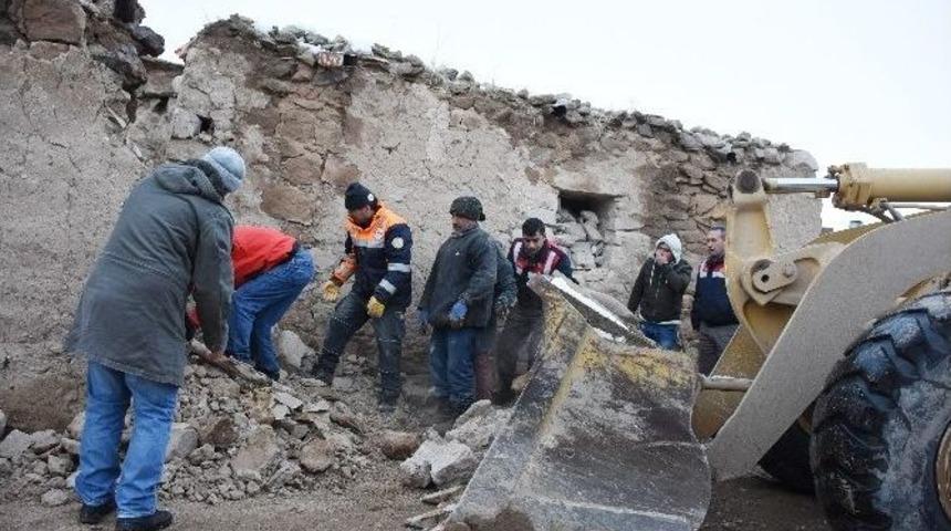 Aksaray’da Mandıra Çöktü