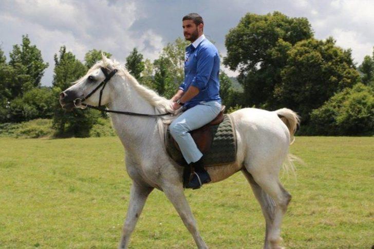 Aşktan Kaçılmaz 2. Bölüm Galerisi G2