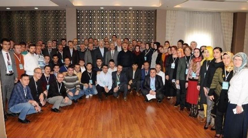 Hayat Boyu &Ouml;ğrenmede Belediyelerin Rol&uuml; &Ccedil;alıştayı Yapıldı