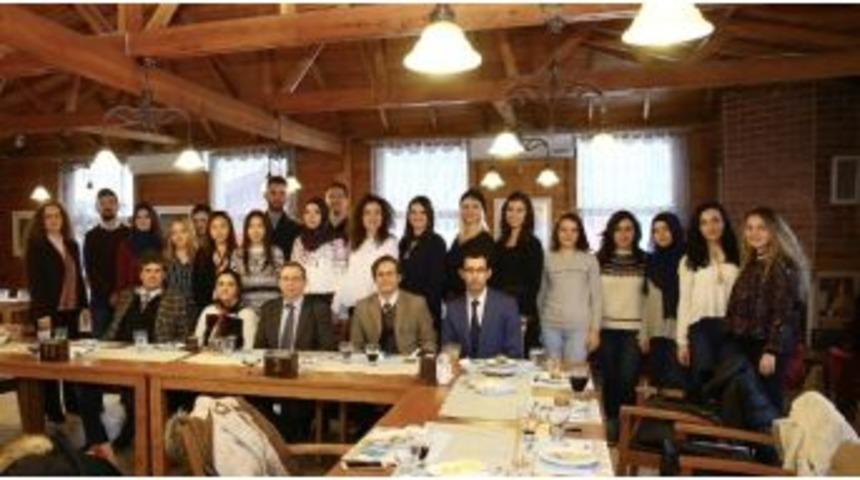 Mevlana Değişim Programı &Ouml;ğrencilerine Veda Yemeği