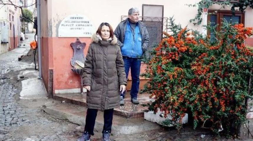 Avşar Kızının Su Baskınından Mağdur Teyzesi &Ouml;fkeli