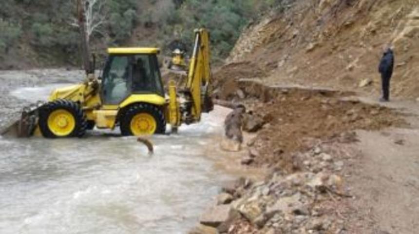 Burhaniye Belediyesi 24 Saat &Ccedil;alışıyor