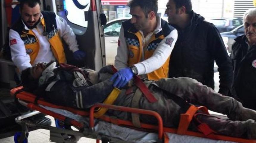 Elektrik Akımına Kapılan Iş&ccedil;i Ağır Yaralandı