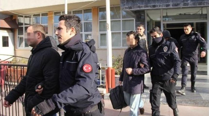 Samsun&rsquo;da Fet&ouml;&rsquo;den 3&rsquo;&uuml; Akademisyen 16 Kişi Adliyede