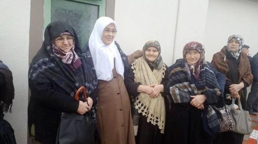 Umreciler Kutsal Topraklara Uğurlandı