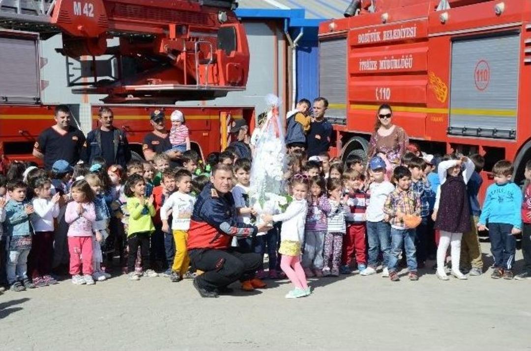 Boz&uuml;y&uuml;k Belediyesi İtfaiye M&uuml;d&uuml;rl&uuml;ğ&uuml; 2016 Yılında 295 Olaya M&uuml;dahale Etti, 27 Tatbikat Ger&ccedil;ekleştirdi