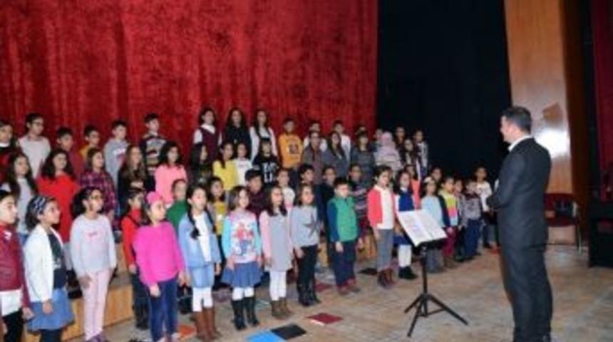 &Ccedil;ocuk Korosundan Konser Hazırlığı