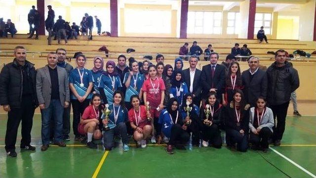 Şanlıurfa’da Badminton Müsabakaları Sona Erdi