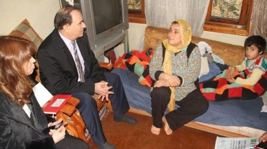 Fatma Şahin, Engelli Baba Ve &Ccedil;ocuklarına Sahip &Ccedil;ıktı