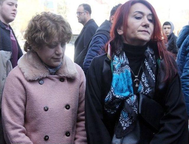 Dilay G&uuml;l&rsquo;&uuml;n Katili Uğur Aydemir&rsquo;e M&uuml;ebbet Hapis Cezası Verildi 1