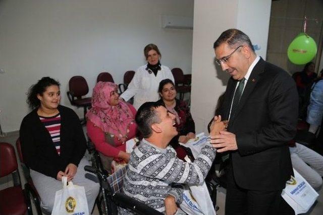 Y&uuml;reğir&rsquo;de Engeller Aşılıyor 1