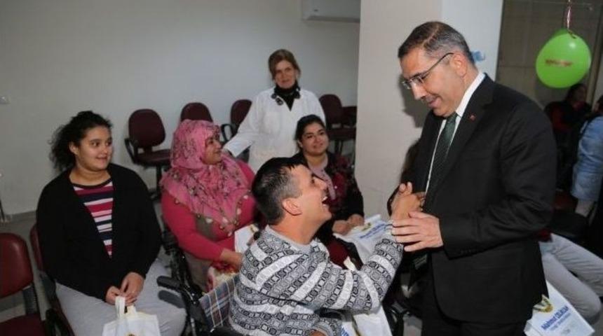 Y&uuml;reğir&rsquo;e Sosyal Belediyecilik &Ouml;d&uuml;l&uuml;