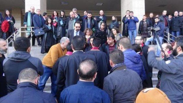 Avukat Ermiş'in Gözaltına Alınmasını Protestoya Dava Açıldı