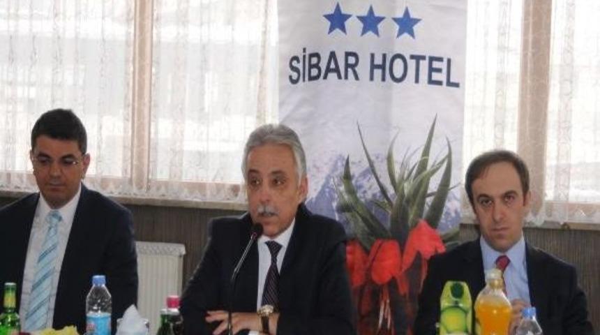 Vali Toprak: Hakkari Halkı Huzur Ortamıyla Birlikte Rahat Nefes Aldı