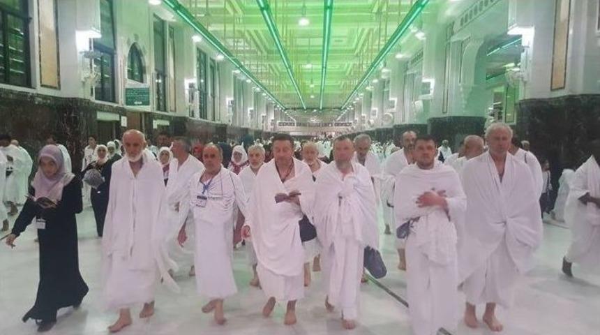 D&uuml;zceli Umreciler Yılın İlk Umresini Ger&ccedil;ekleştirdiler