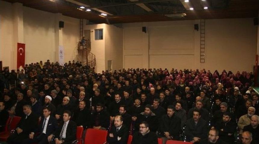 Muş&rsquo;ta &rsquo;islam&rsquo;da Ailenin &Ouml;nemi Ve Aile Bağlarının G&uuml;&ccedil;lendirilmesi&rsquo; Konferansı