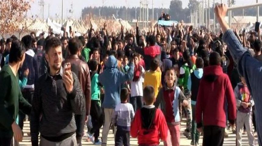 Suriyelilerin &lsquo;K&uuml;&ccedil;&uuml;k &Ccedil;adır&rsquo; Tepkisi