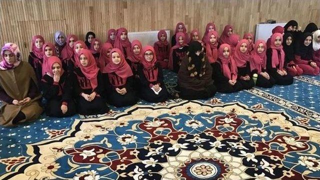 Küçük Hafızlar Ödüllendirildi 1