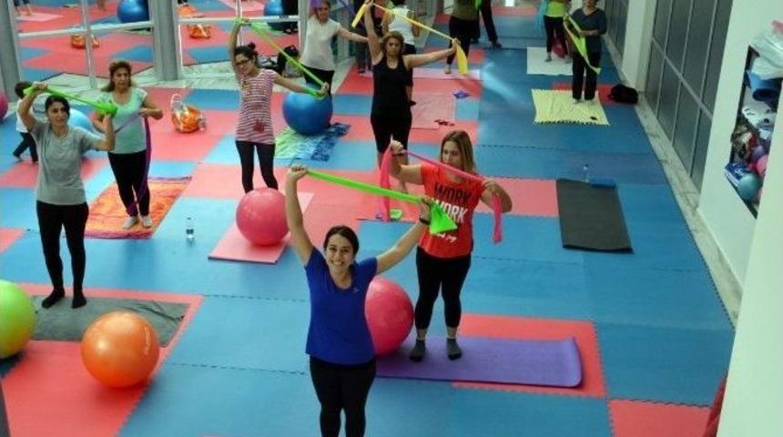 Pilates Ve Zumba Manavgatlı Kadınların G&ouml;zdesi Oldu