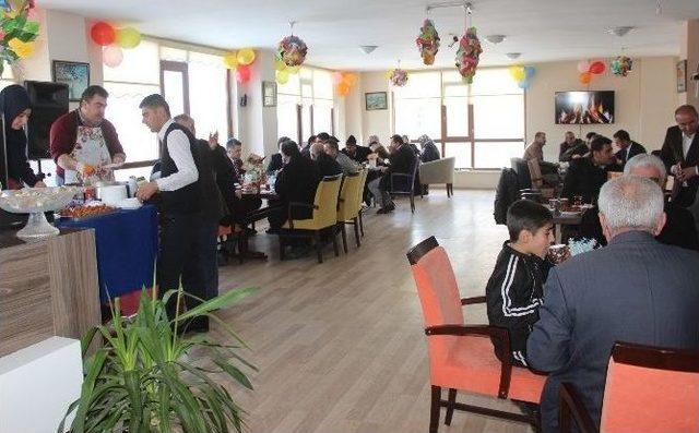 Gevaş&rsquo;ta İş Yeri A&ccedil;ılışı 1