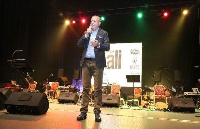 Kıvırcık Ali T&uuml;rk&uuml;leriyle Anıldı 2