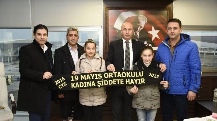 Başkan Togar &Ouml;ğrencileri Kutladı
