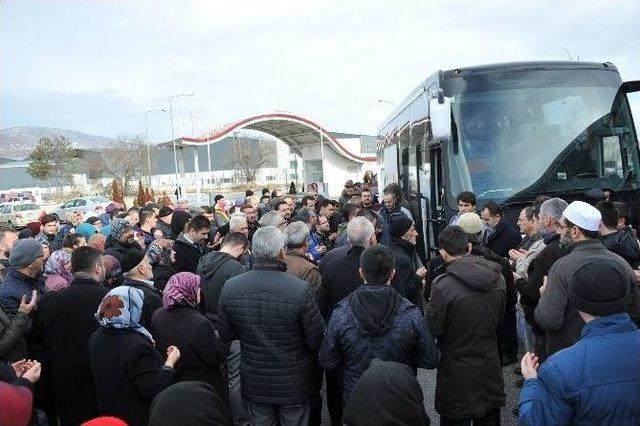 Bozüyük’ten 13 Kişi Daha Kutsal Topraklara Uğurlandı