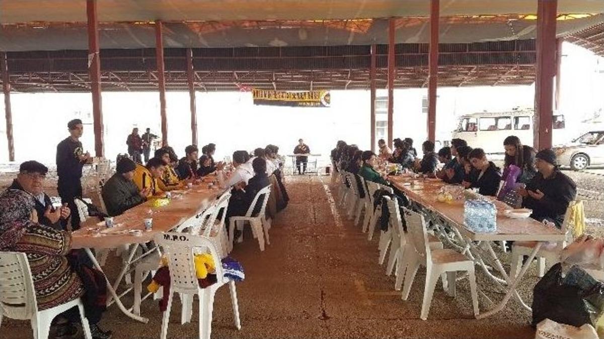 Gen&ccedil; Fb Ve Ultraslan &rsquo;sefa&rsquo; İ&ccedil;in Bir Araya Geldi