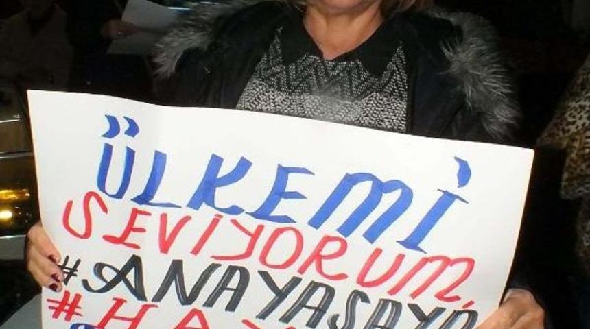 Marmaris'te Chp'lilerden 2'nci G&uuml;n Eylemi