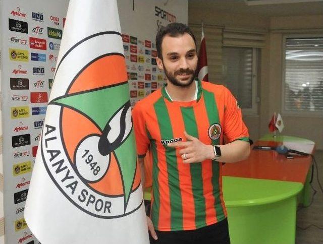 Cenk Ahmet Alanyaspor’da