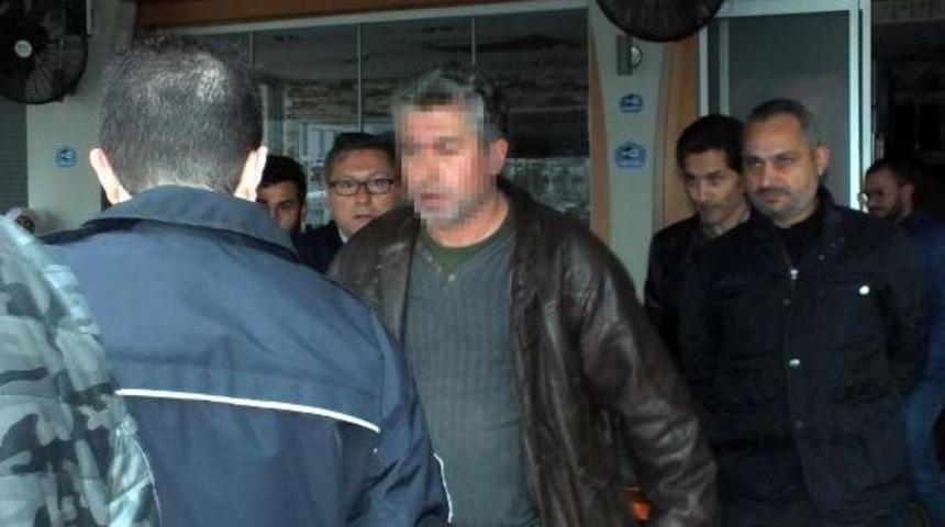 Ak Parti Aliyhine Bildiri Dağıtan Ş&uuml;phelinin Akli Dengesi Bozuk &Ccedil;ıktı