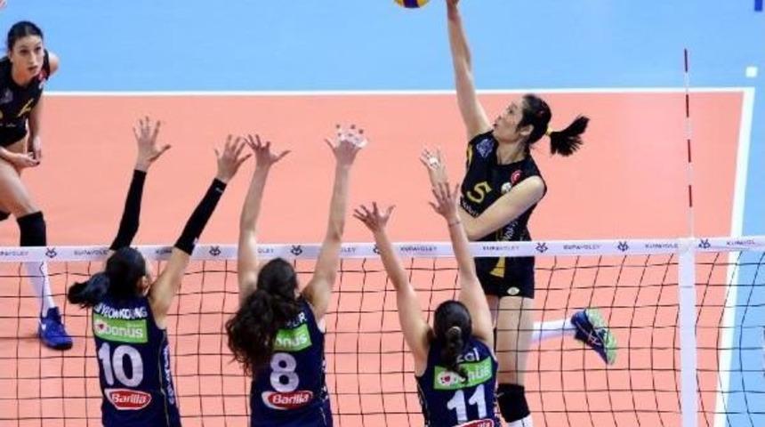 Kupa Voley Fenerbah&ccedil;e'nin Oldu