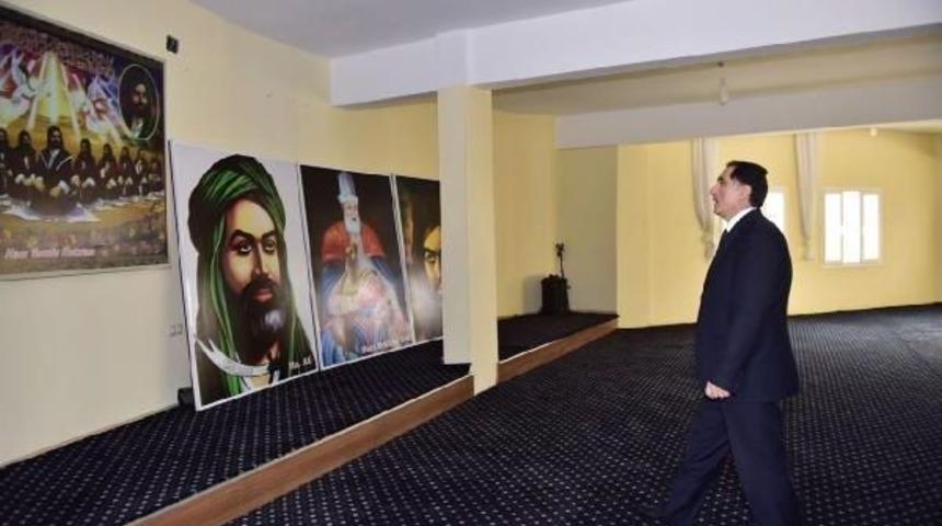 Malko&ccedil;: Bm'ye Kayıtlı M&uuml;ltecilerin Yarısından Fazlasını T&uuml;rkiye Barındırıyor (3)