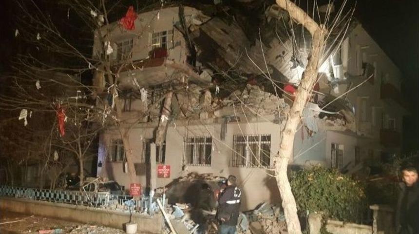 Ankara&rsquo;da Doğalgaz Patlaması