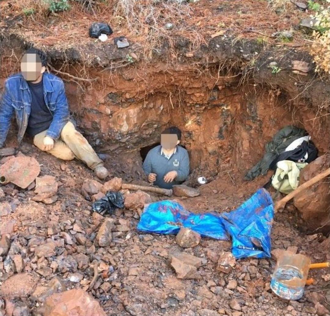 Milas&rsquo;ta Ka&ccedil;ak Kazıya Jandarmadan Su&ccedil;&uuml;st&uuml;