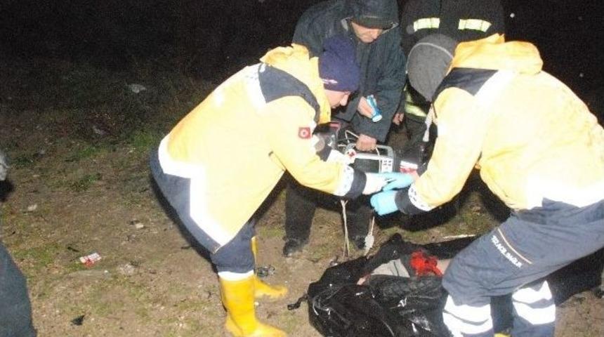 Otomobil Dereye U&ccedil;tu: 1 &Ouml;l&uuml;