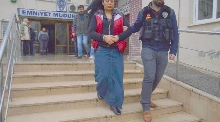 Uyuşturucu Taciri Kadın Ve Arkadaşı Tutuklandı