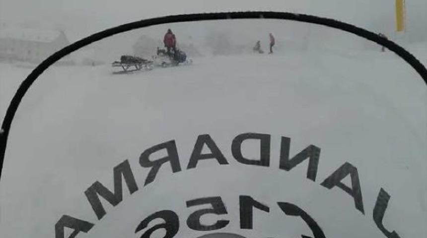 Uludağ'da 'kar Kaplanları' Hayat Kurtarıyor