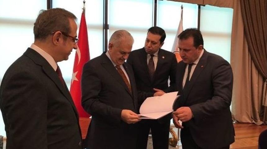 Menderes&rsquo;in Raporu Başbakan&rsquo;da