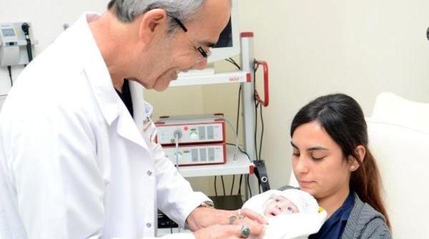 T&uuml;rkiye'de Işitme Engelli 63 Bin &Ccedil;ocuk Var