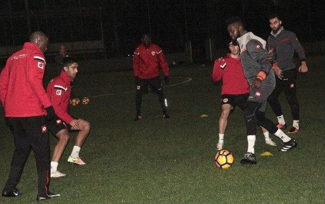 Adanaspor&rsquo;da Bursaspor Mesaisi Başladı 2
