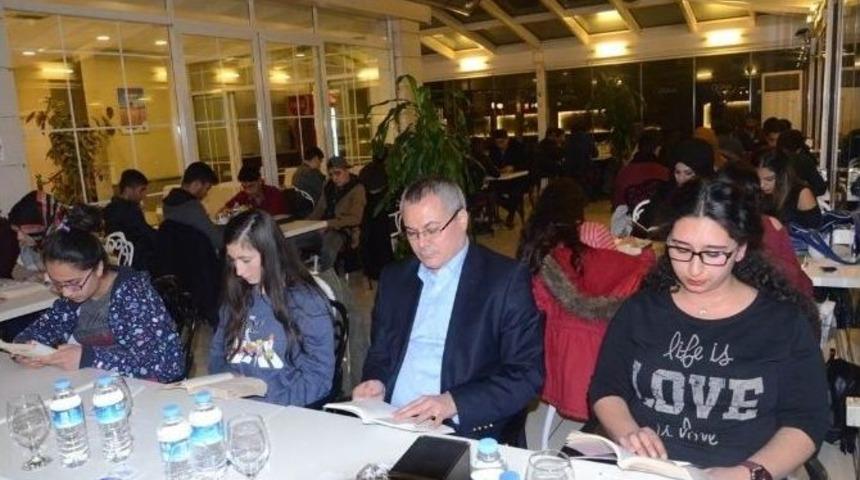 &rsquo;batman Her Yerde Okuyor&rsquo; Kampanyasına Destek B&uuml;y&uuml;yor