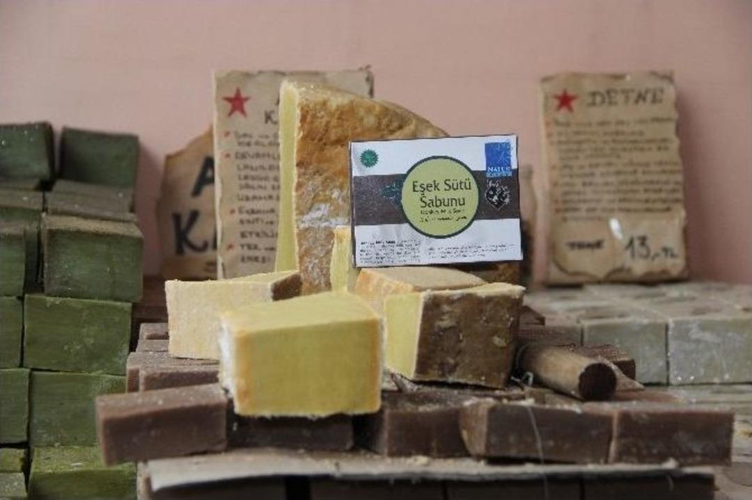 (&ouml;zel Haber) Kışın Kuruyan Ciltlere &lsquo;eşek S&uuml;t&uuml; Sabunu&rsquo;