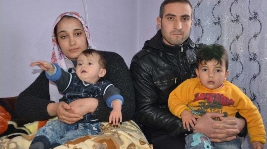 Damdan D&uuml;ş&uuml;p Yatağa Mahkum Kalan 2 &Ccedil;ocuk Annesi Yardım Bekliyor