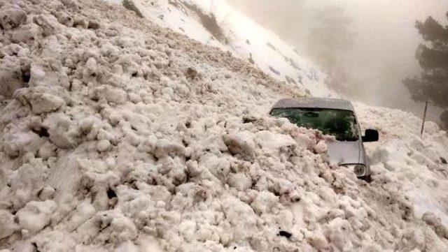 Aracıyla &Ccedil;ığ Altında Kaldı 1