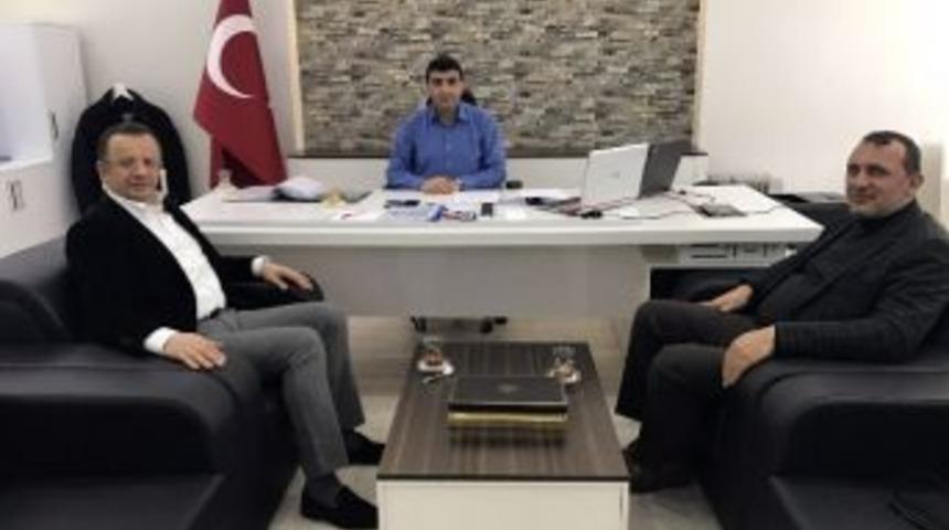 Ak Parti &Uuml;sk&uuml;dar İl&ccedil;e Başkanı Hızır, &Ccedil;etiner&rsquo;i Ziyaret Etti