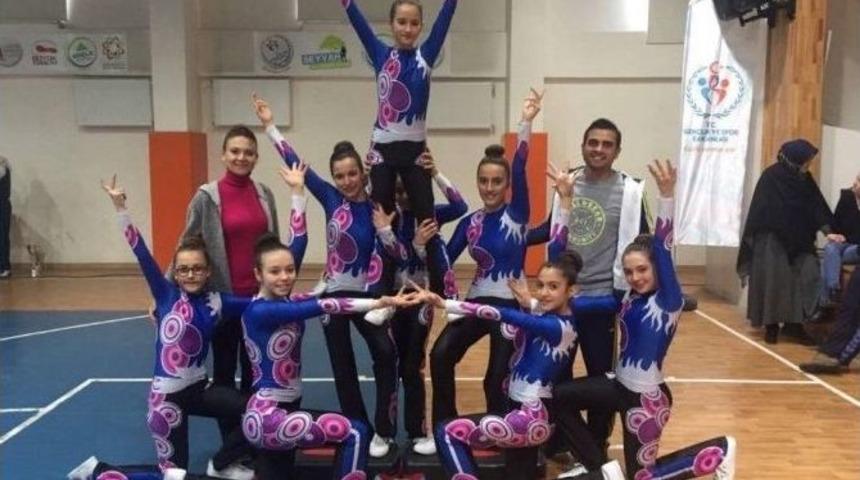 Tavşanlı Subaşı Ortaokulu Aerobik&rsquo;de K&uuml;tahya Birincisi Oldu