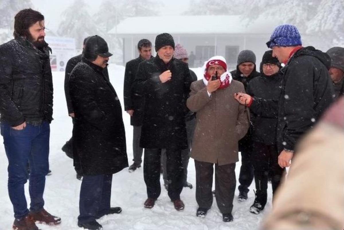 Gediz Muratdağı&rsquo;nda Kayak Sezonu A&ccedil;ıldı