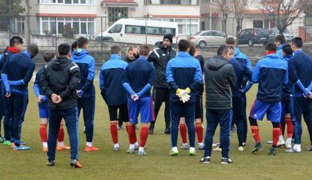 Kardemir Karabükspor, Galatasaray'a 3 Puan Parolasıyla Hazırlanıyor