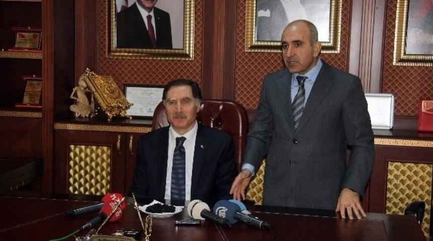 Malko&ccedil;: "bm, Avrupa Ve İslam &Uuml;lkelerinin &Ouml;nemli Bir Kısmı &rsquo;m&uuml;lteciler&rsquo; Konusunda Sınıfta Kaldı"